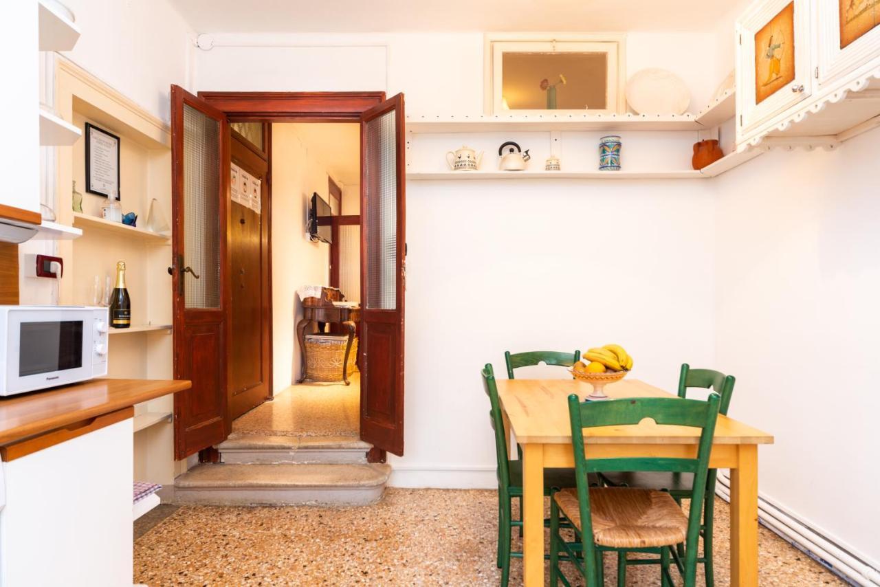 Ca' Alle Gondolette Veneza Exterior foto